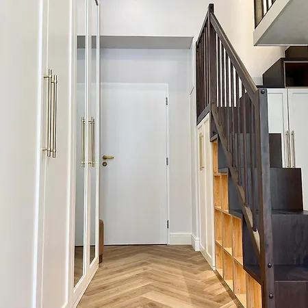 Carlsbad Promenade Michal By Livingclub * كارلوفي فاري